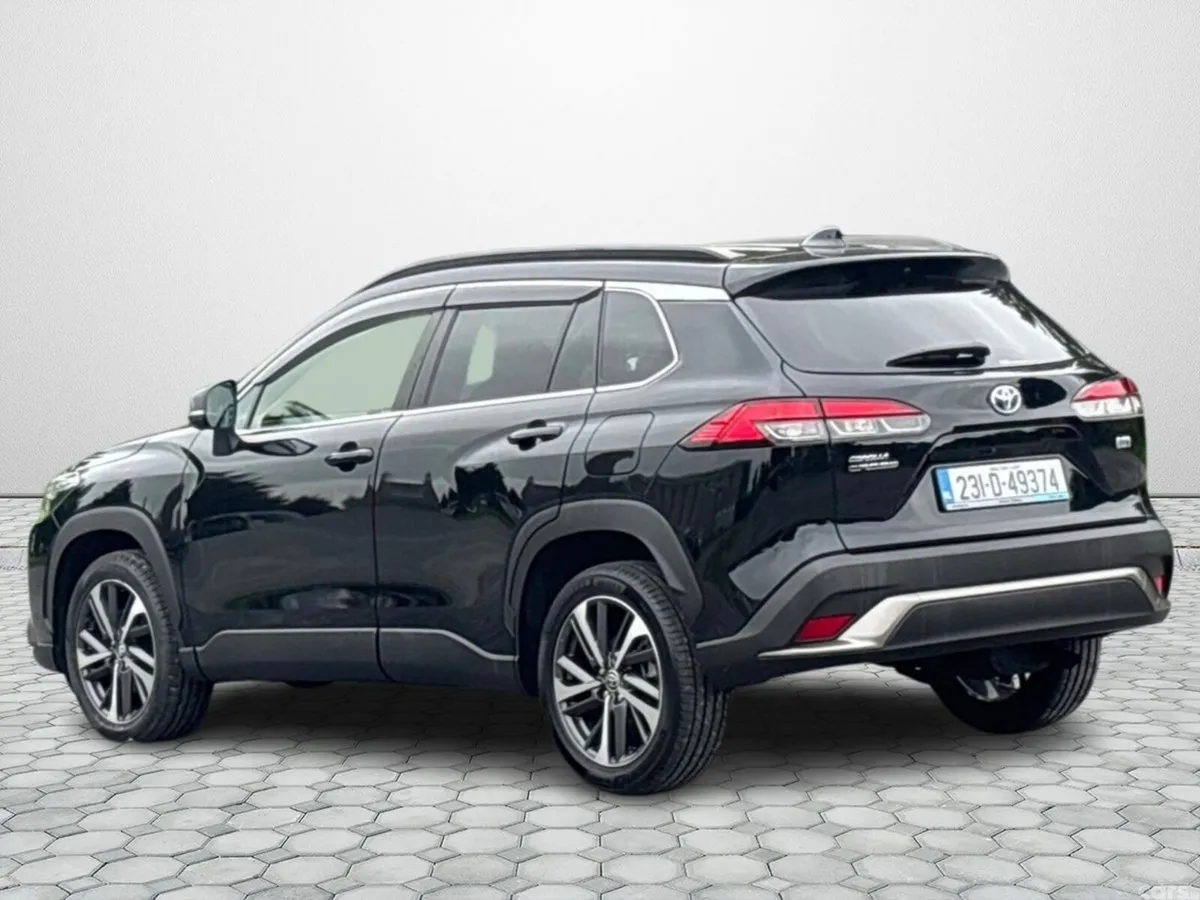 Toyota Corolla Cross MPV, Petrol Hybrid, 2023, Black