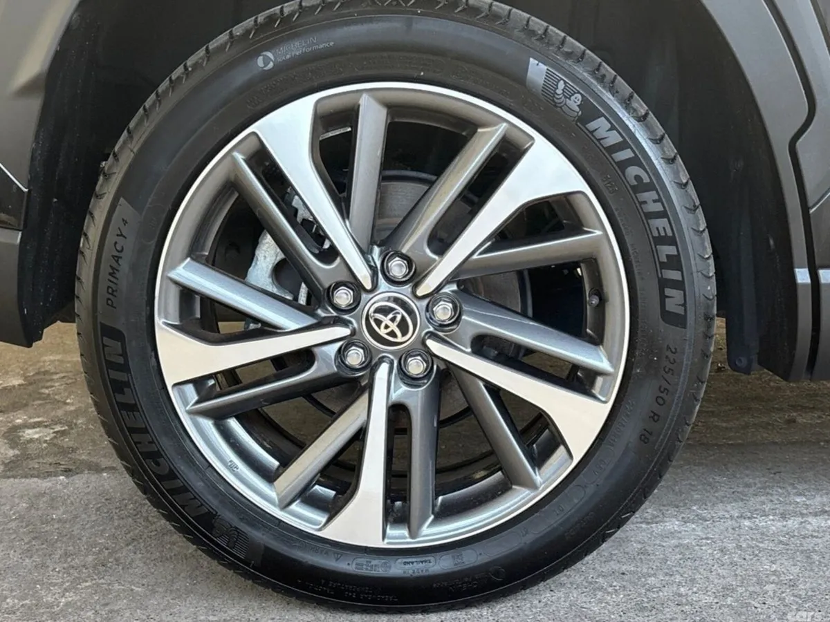 Toyota Corolla Cross MPV, Petrol Hybrid, 2023, Black