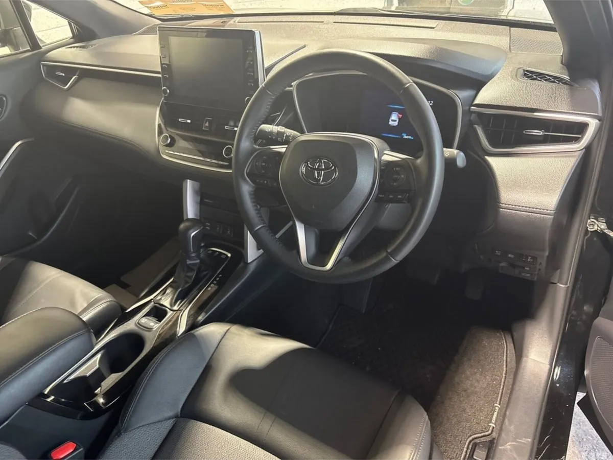 Toyota Corolla Cross MPV, Petrol Hybrid, 2023, Black