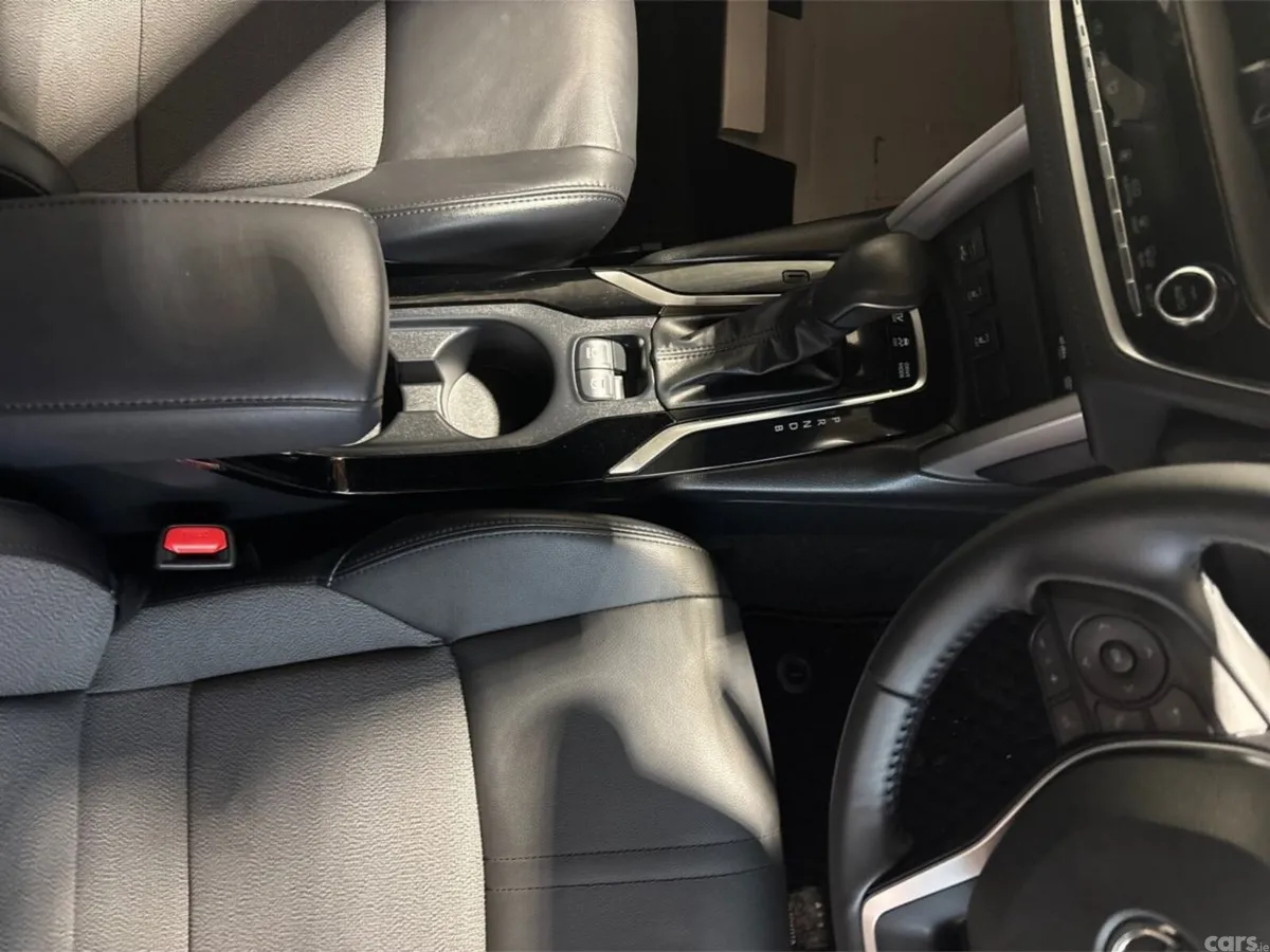 Toyota Corolla Cross MPV, Petrol Hybrid, 2023, Black