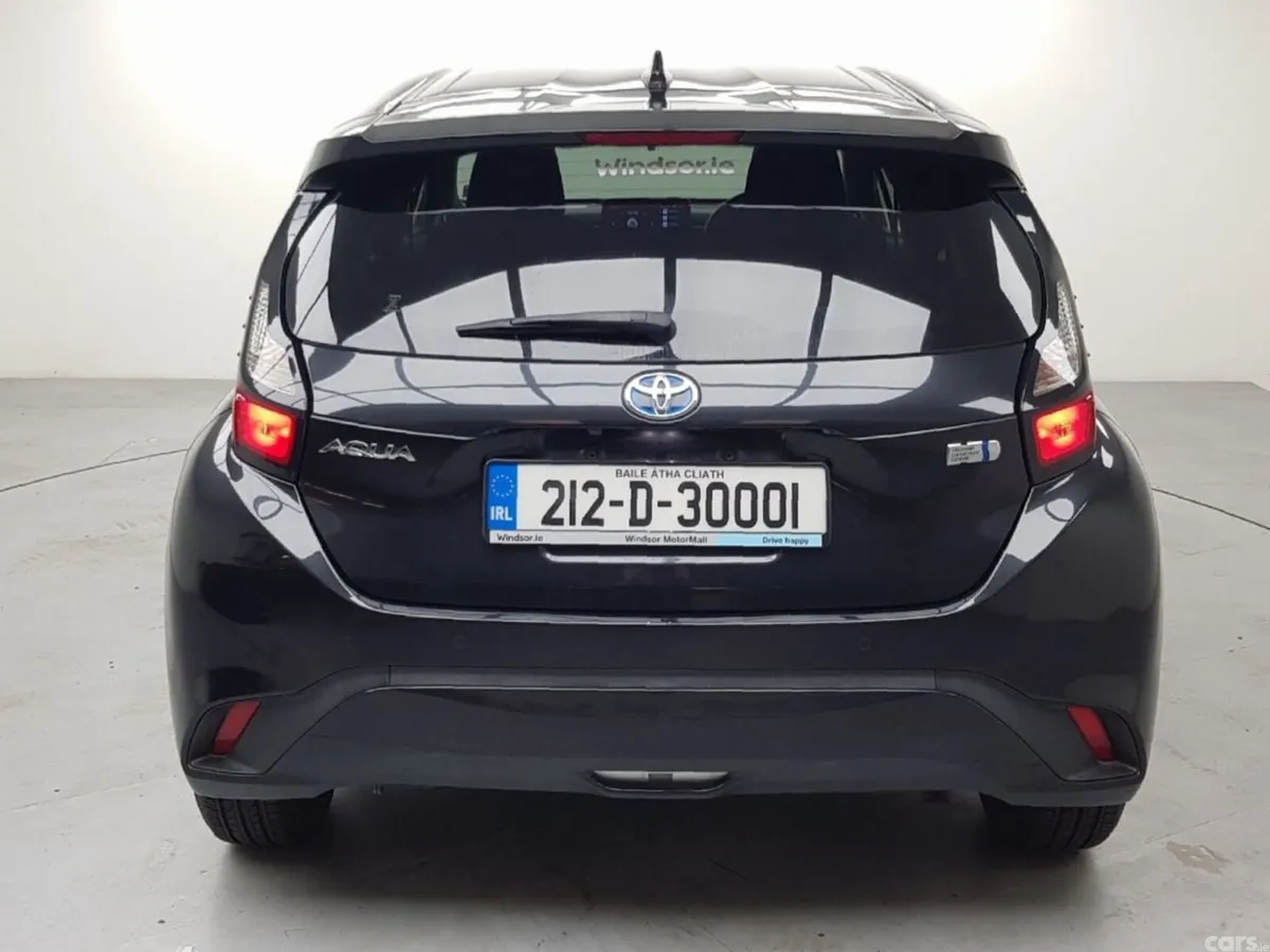 Toyota Aqua Hatchback, Petrol Hybrid, 2021, Black