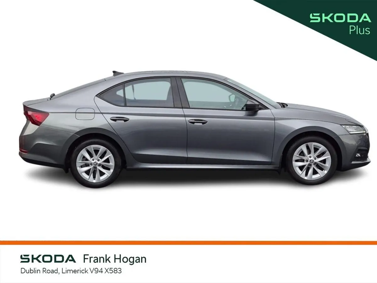 Skoda Octavia Saloon, Diesel, 2024, Grey