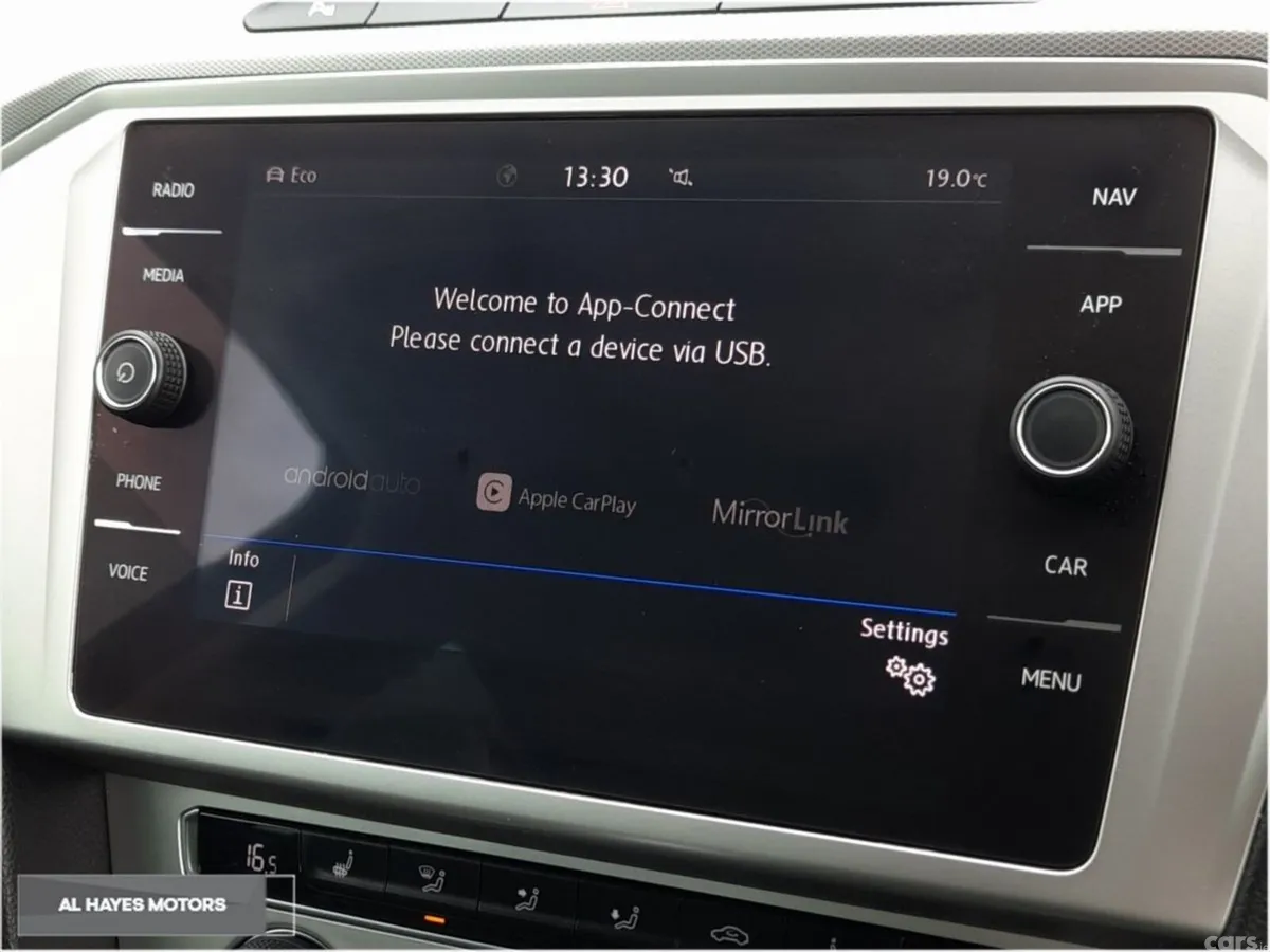 Volkswagen Passat Estate, Diesel, 2018, Grey