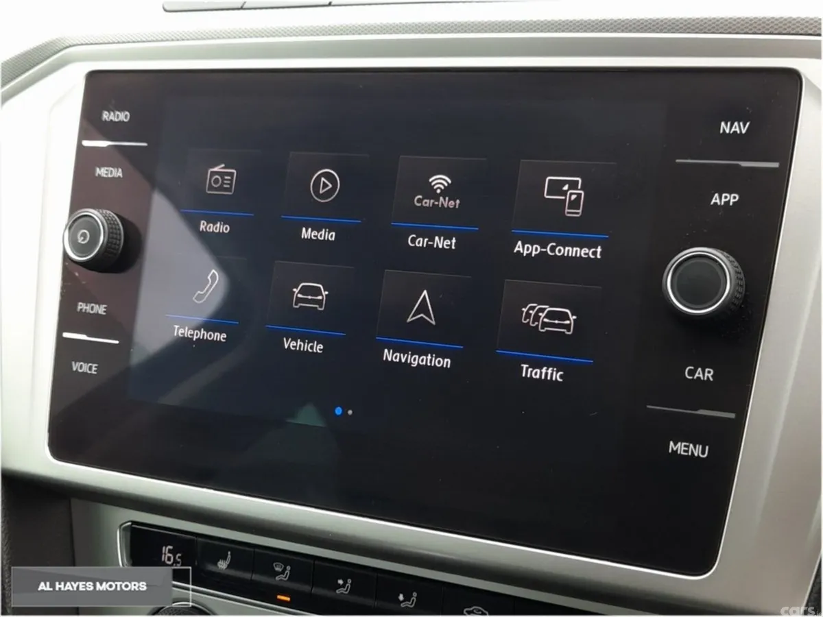 Volkswagen Passat Estate, Diesel, 2018, Grey
