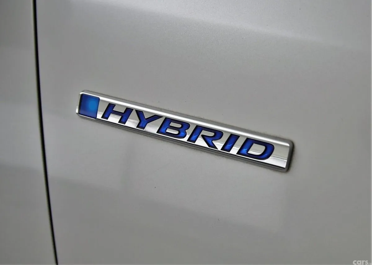 Honda Shuttle MPV, Petrol Hybrid, 2020, White