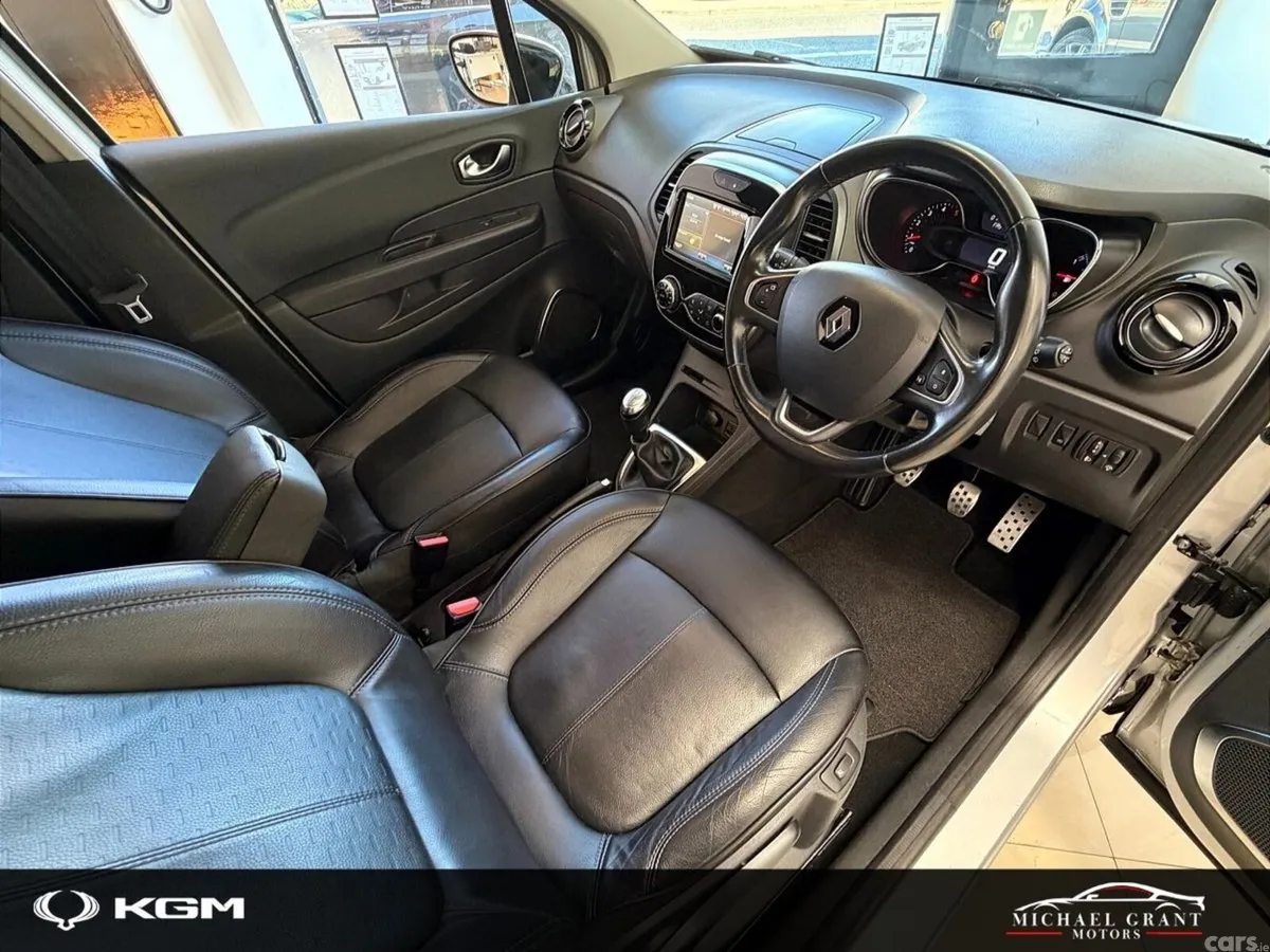Renault Captur SUV, Diesel, 2019, Silver
