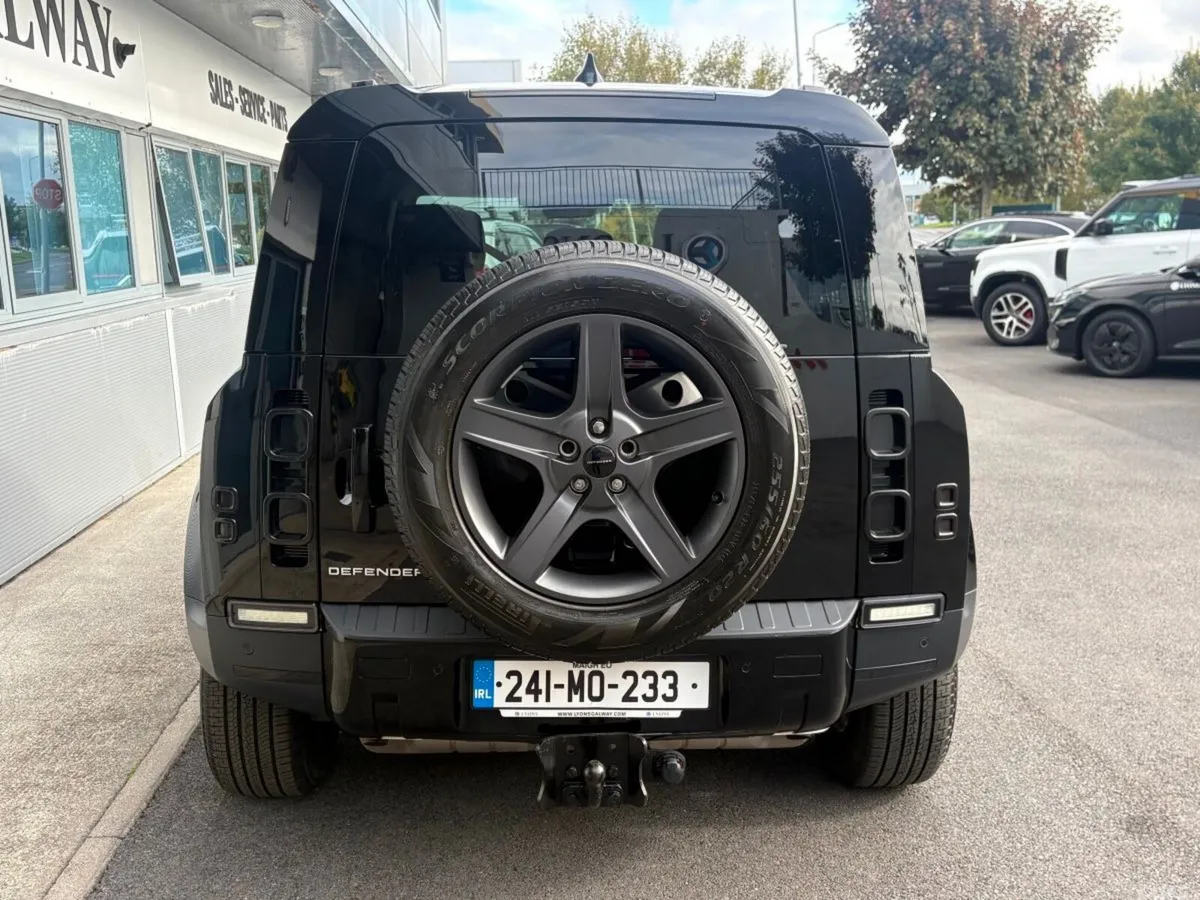 Land Rover Defender SUV, Petrol Plug-in Hybrid, 2024, Black