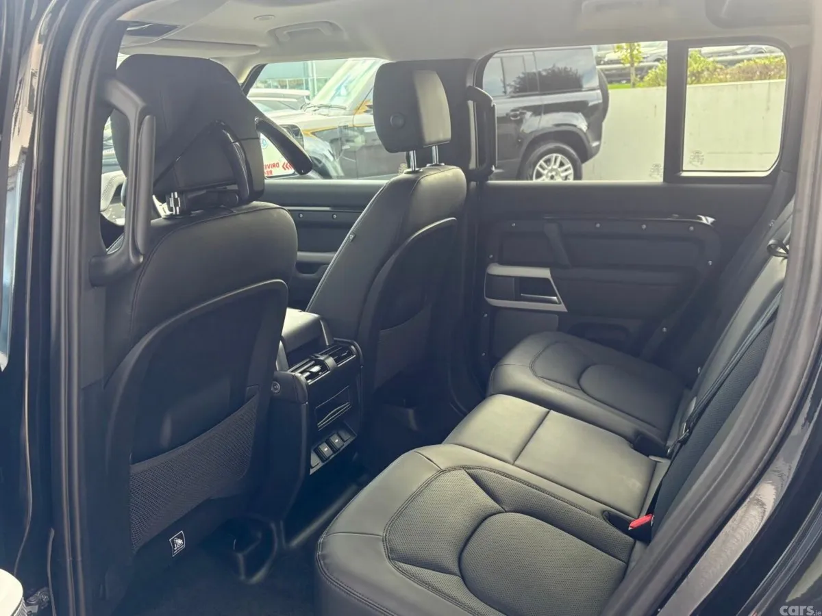 Land Rover Defender SUV, Petrol Plug-in Hybrid, 2024, Black