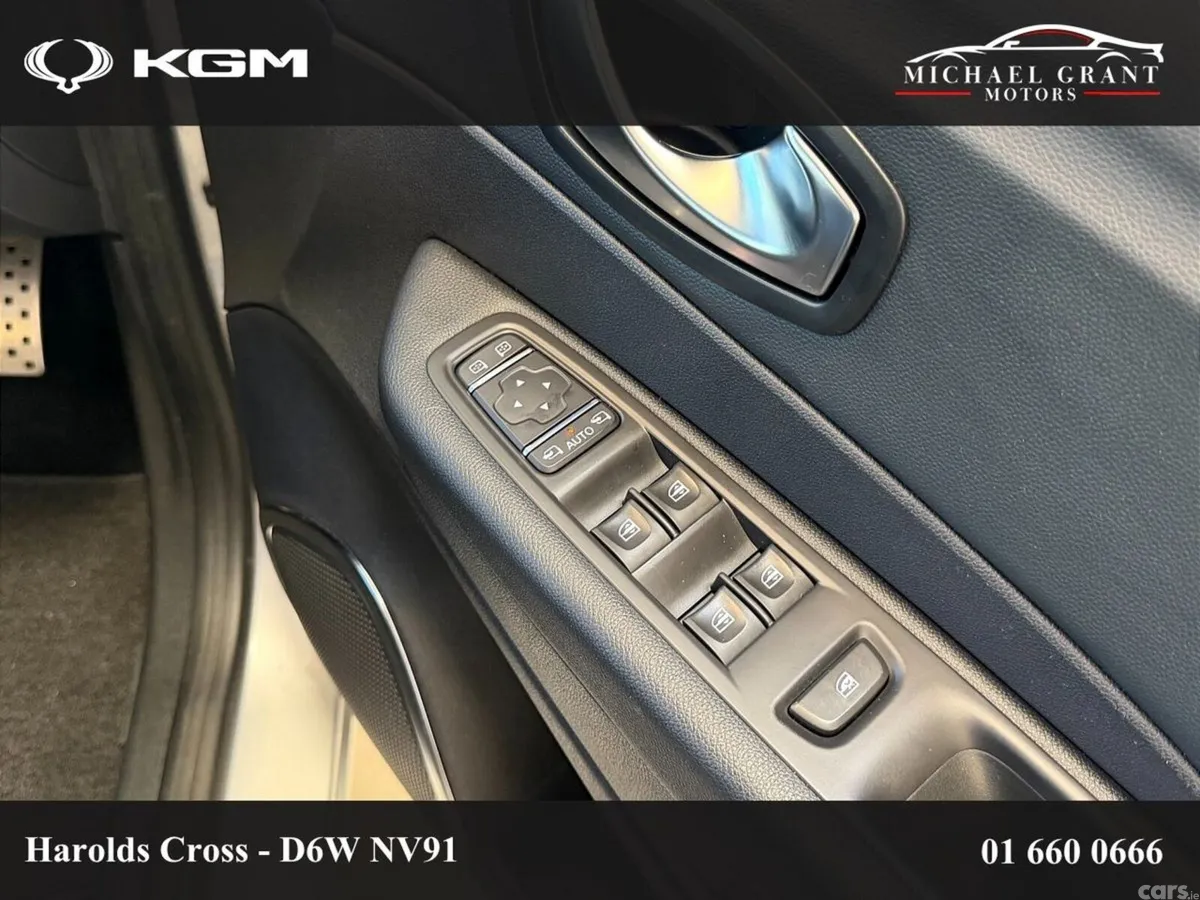 Renault Captur SUV, Diesel, 2019, Silver