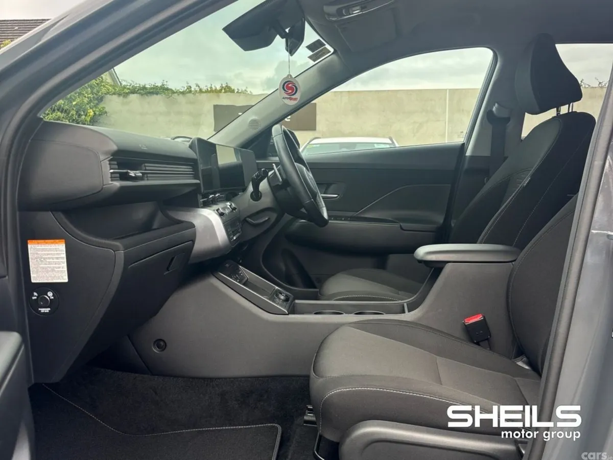 Hyundai KONA MPV, Petrol Hybrid, 2026, Grey
