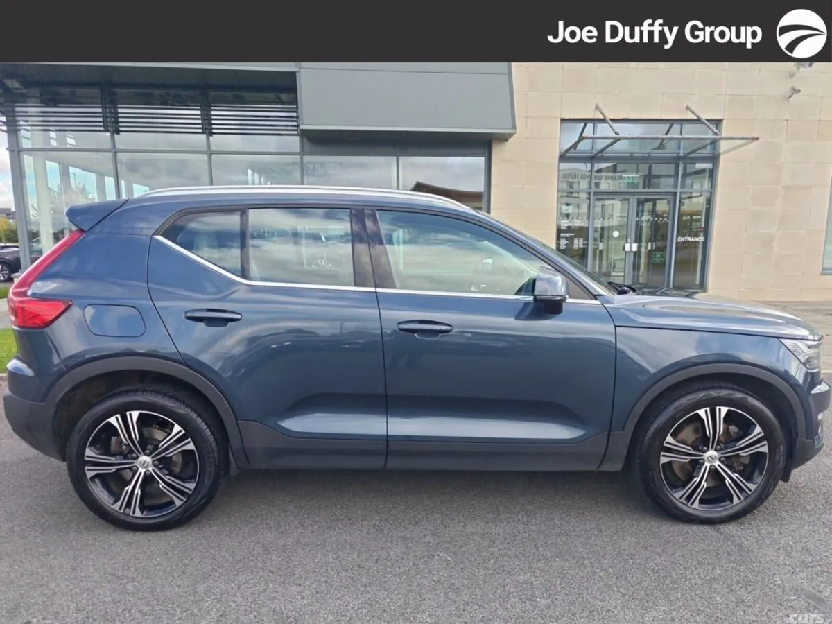 Volvo XC40 Estate, Petrol Plug-in Hybrid, 2021, Blue