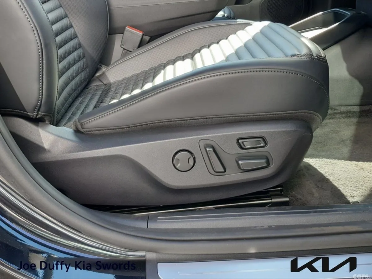 Kia EV4 Hatchback, Electric, 2026, Black