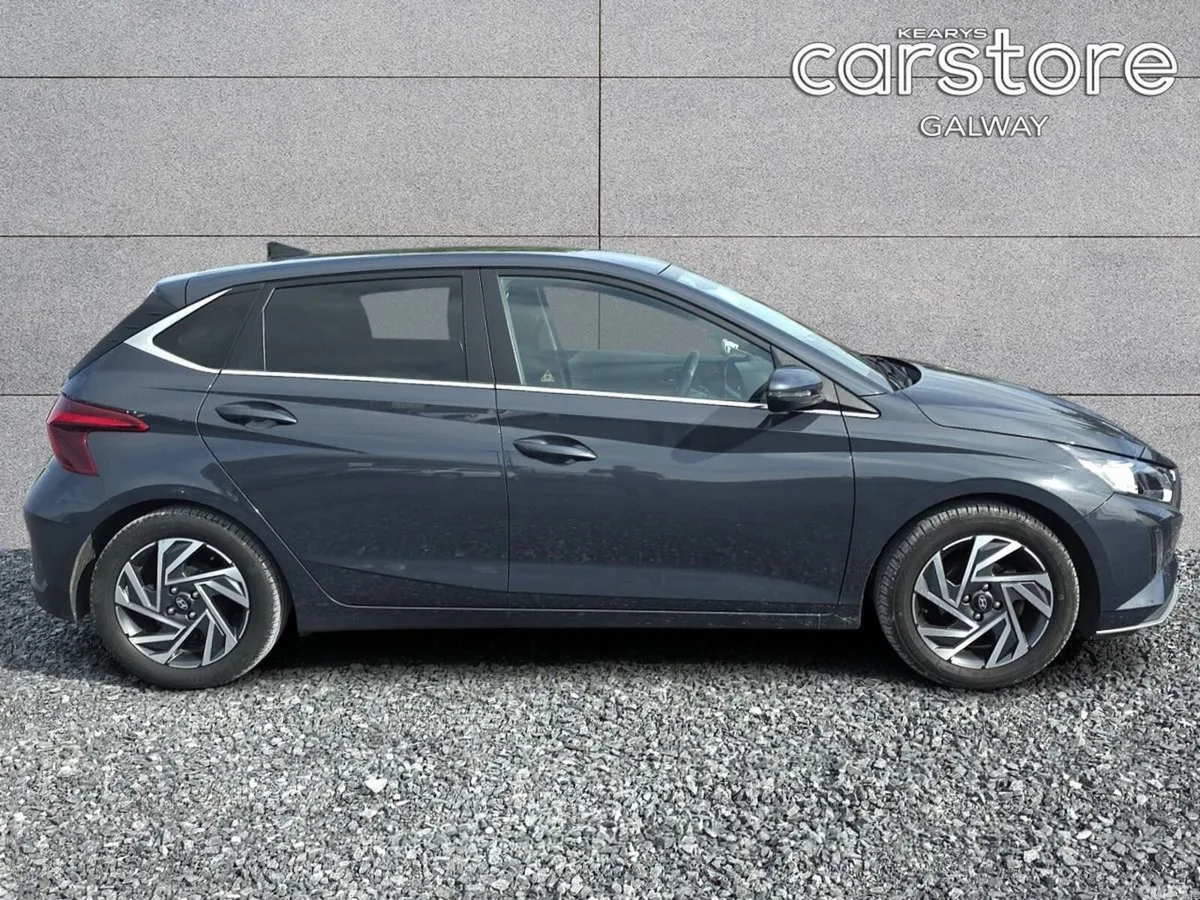 Hyundai i20 Hatchback, Petrol, 2024, Grey