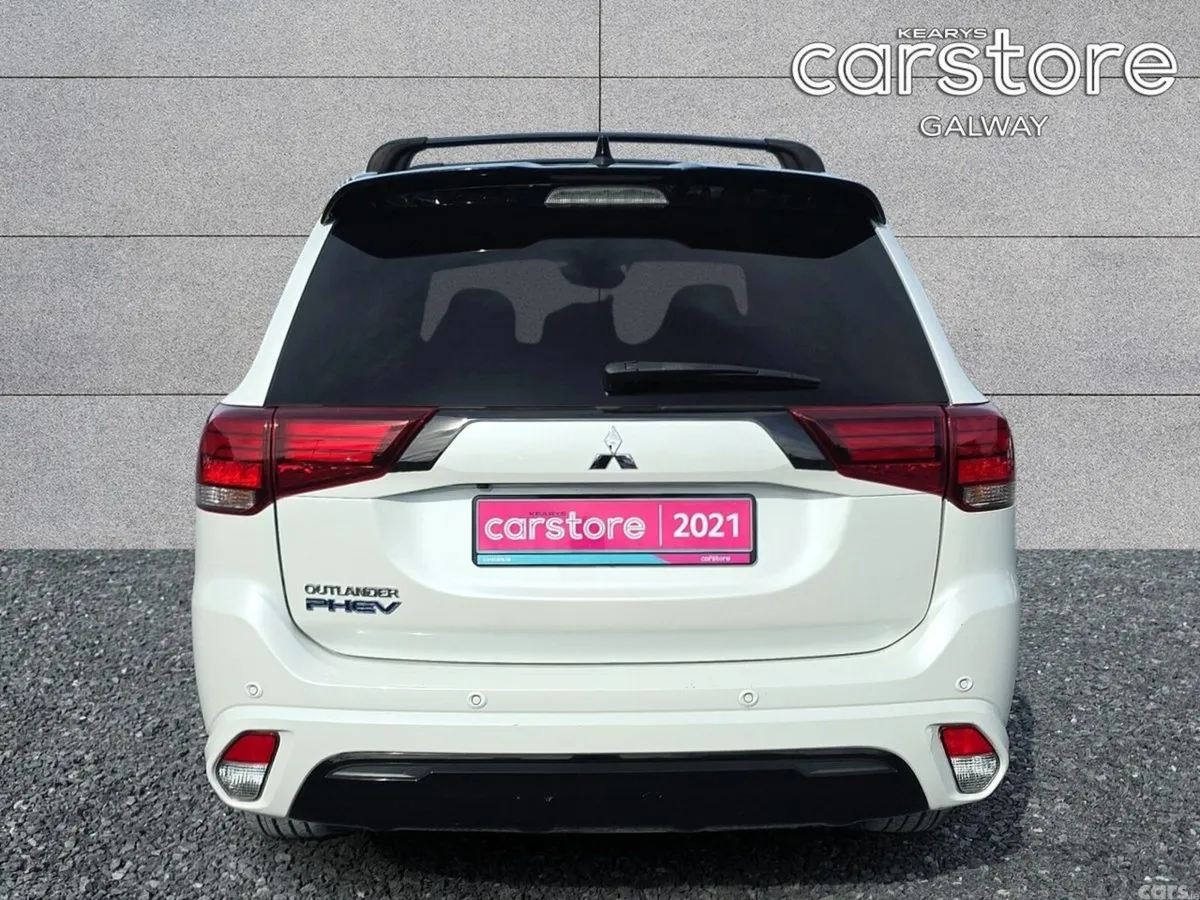 Mitsubishi Outlander SUV, Petrol Plug-in Hybrid, 2021, White