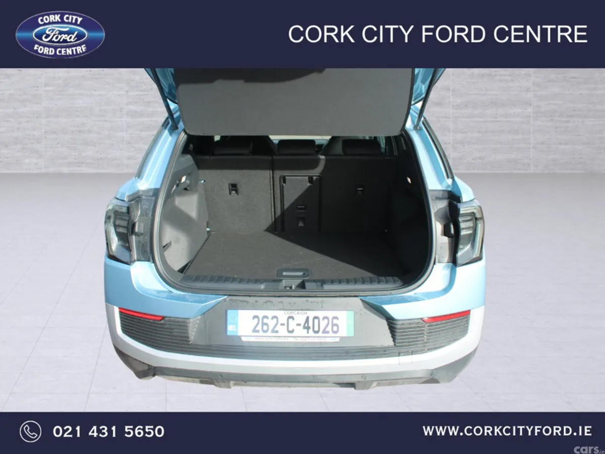 Ford Explorer MPV, Electric, 2026, Blue