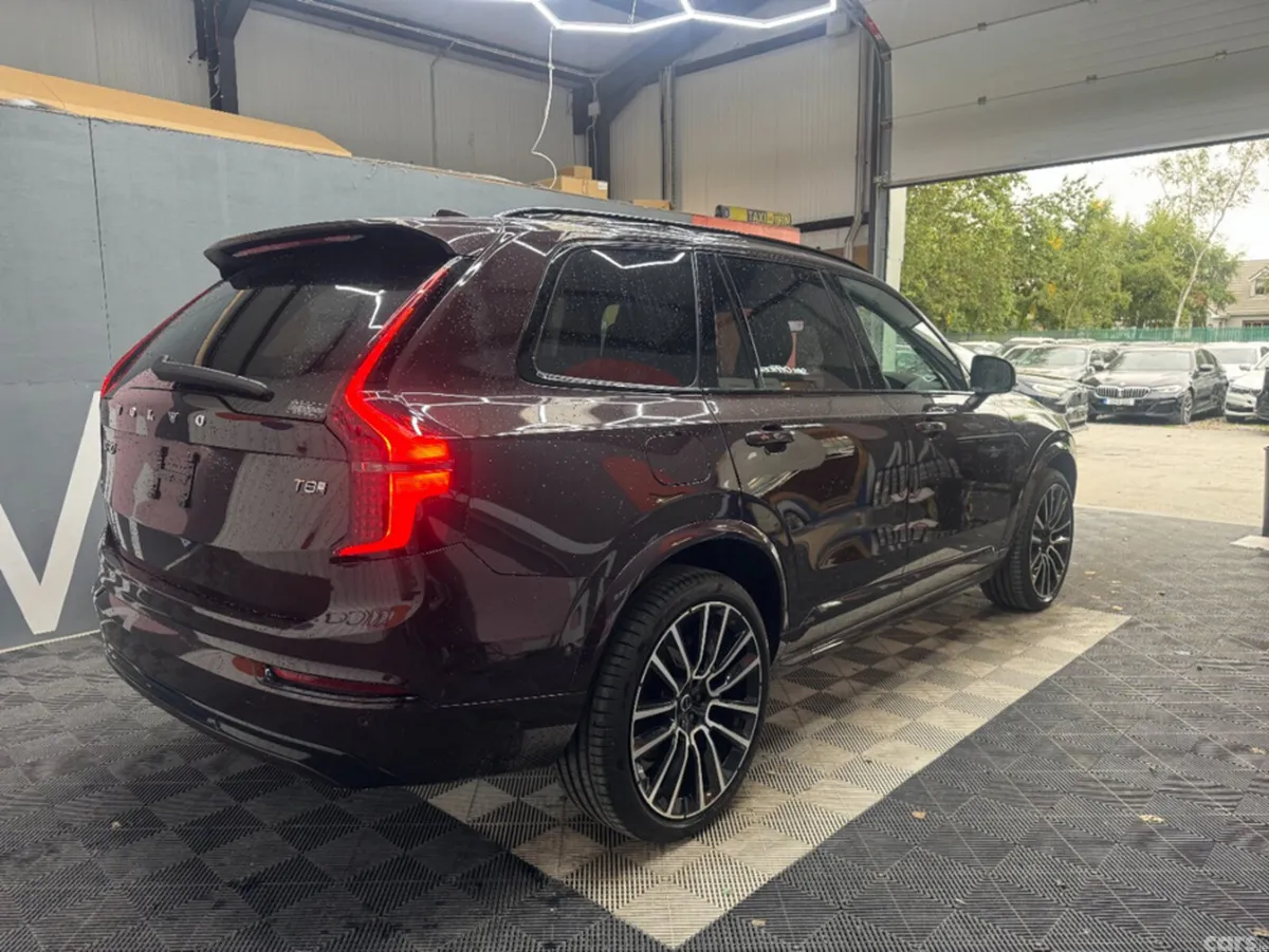 Volvo XC90 SUV, Petrol Hybrid, 2025, Purple