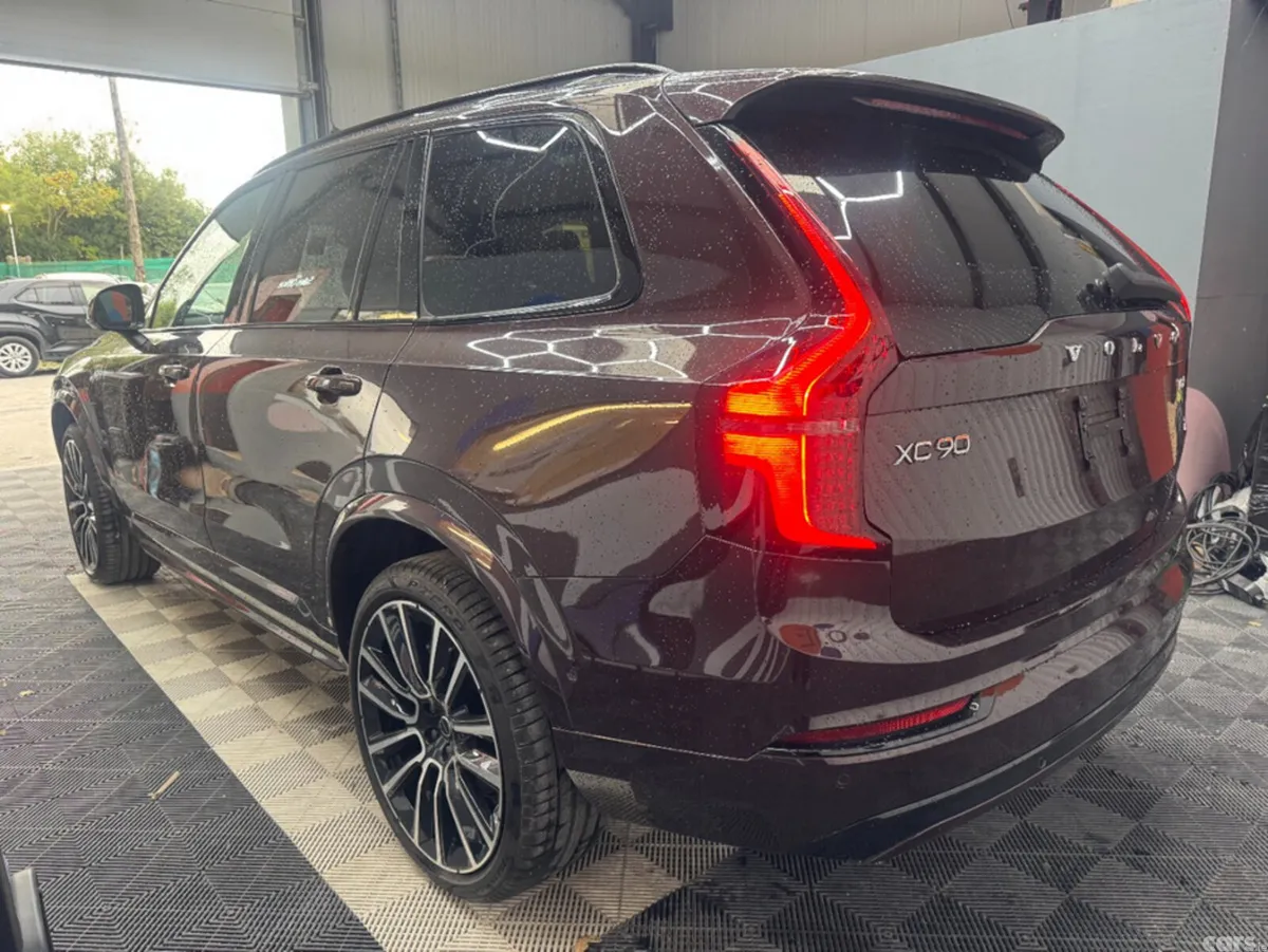 Volvo XC90 SUV, Petrol Hybrid, 2025, Purple