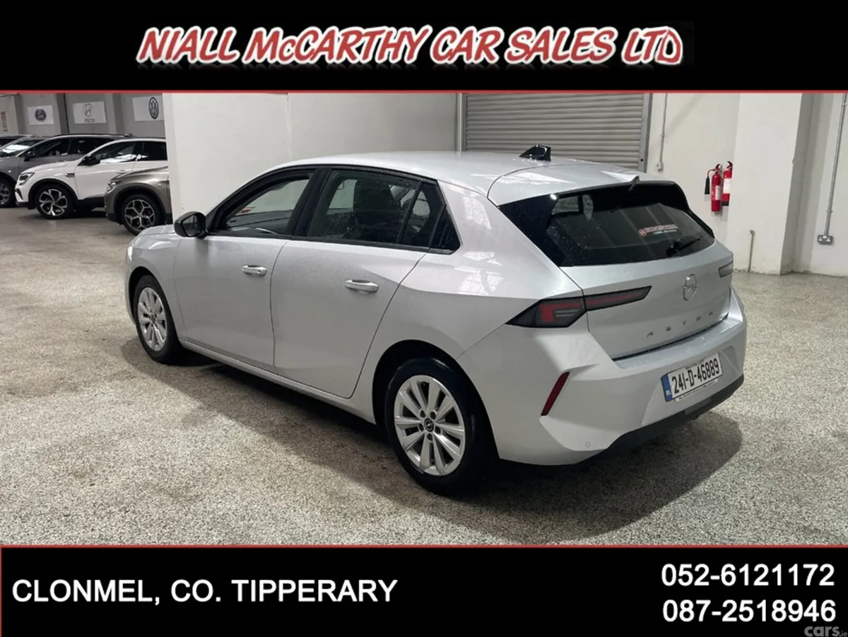 Opel Astra Hatchback, Diesel, 2024, Grey