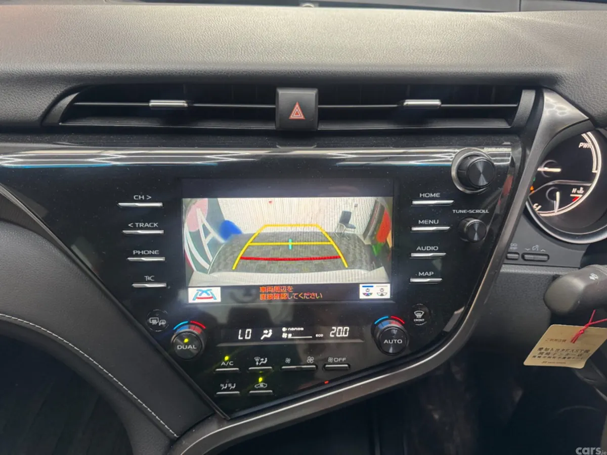 Toyota Camry Saloon, Petrol Hybrid, 2021, White