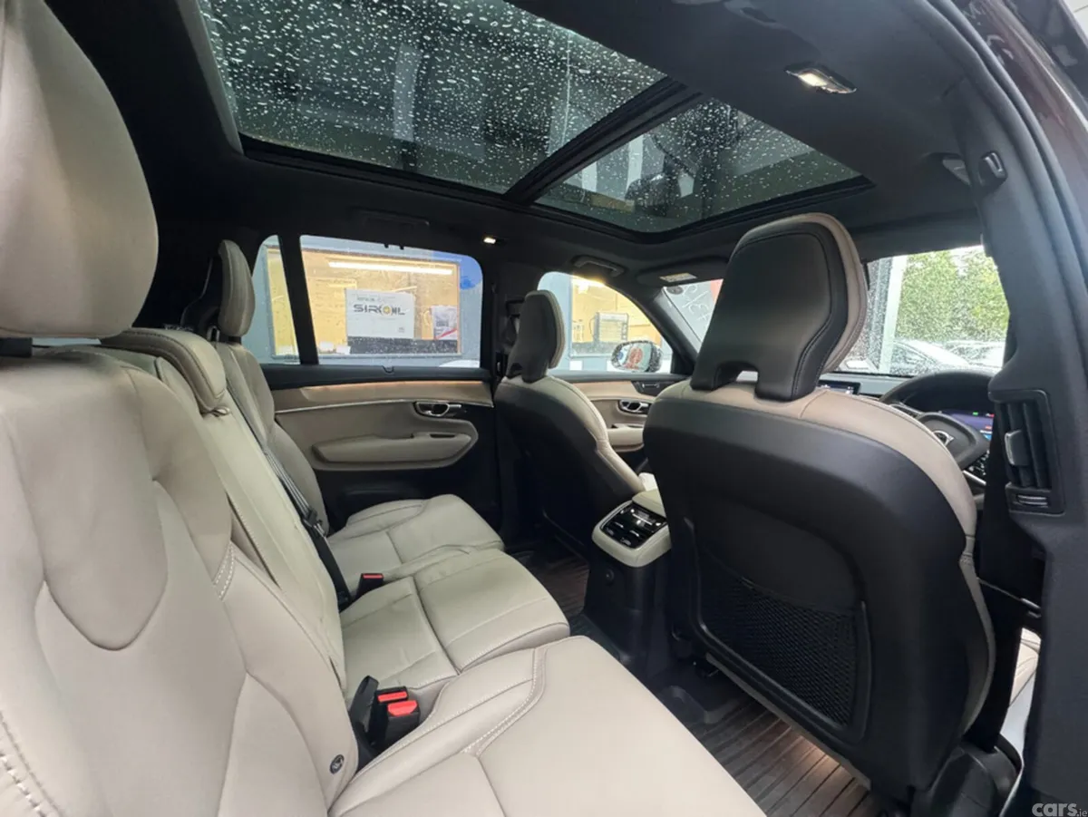 Volvo XC90 SUV, Petrol Hybrid, 2025, Purple
