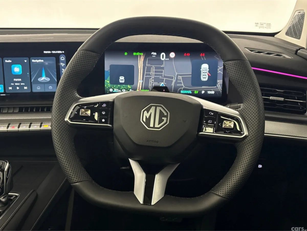 MG Other Estate, Petrol Plug-in Hybrid, 2026, Black