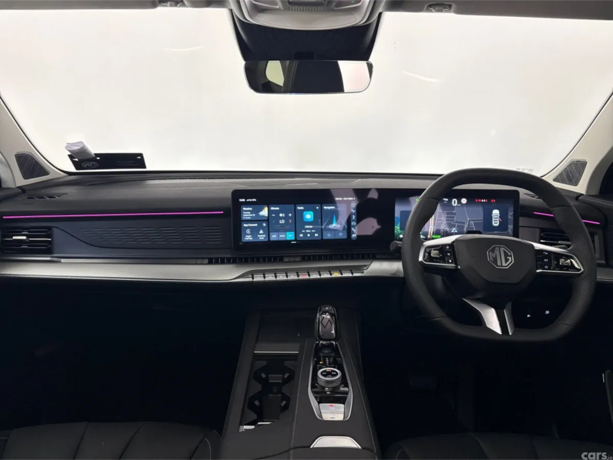MG Other Estate, Petrol Plug-in Hybrid, 2026, Black