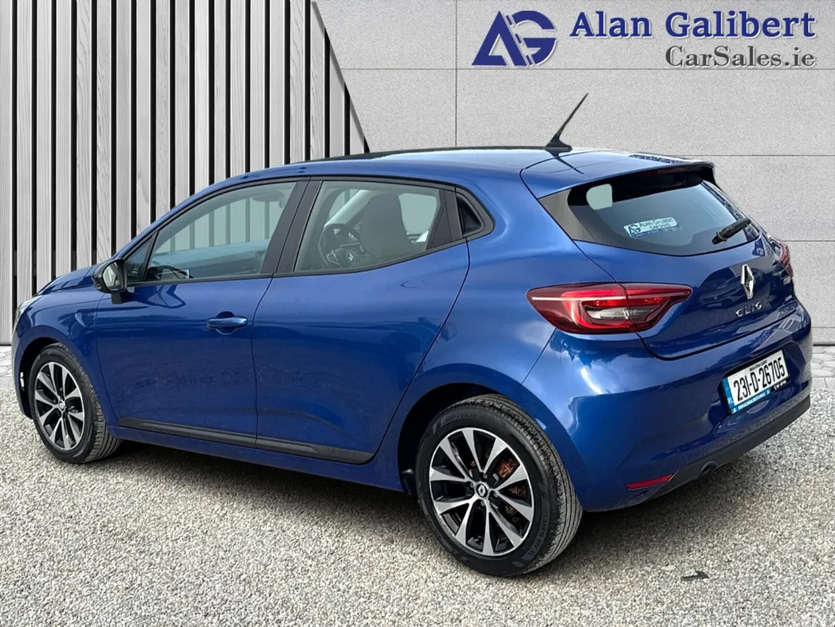 Renault Clio Hatchback, Petrol, 2023, Blue