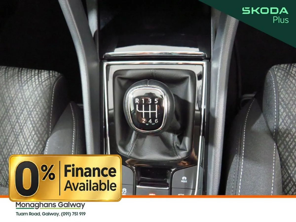 Skoda Karoq SUV, Diesel, 2023, Grey