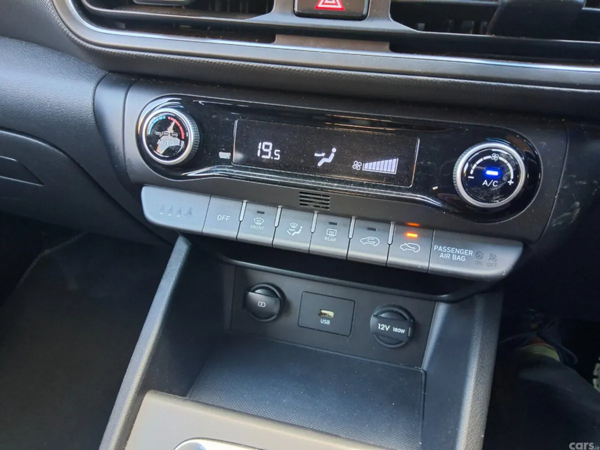 Hyundai KONA SUV, Petrol, 2023, Black