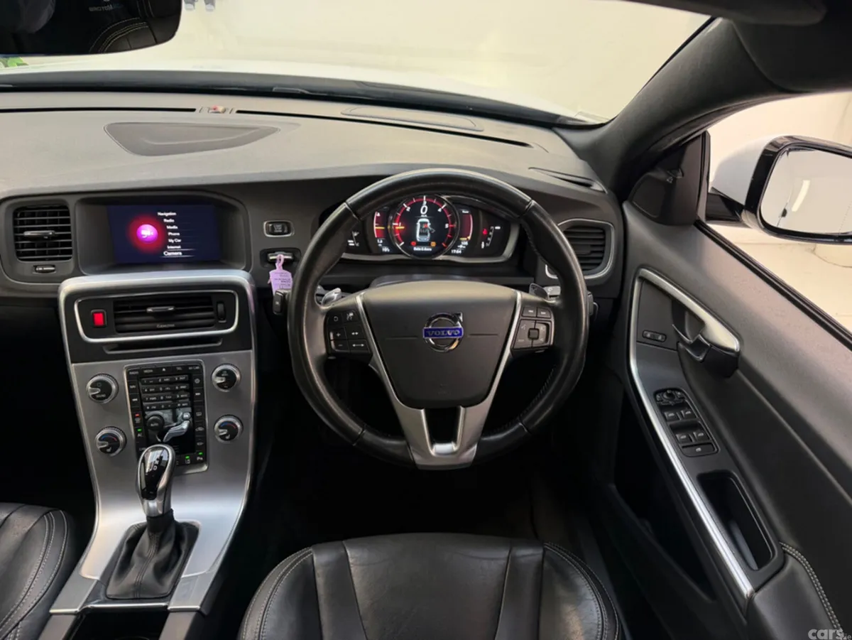Volvo S60 Saloon, Diesel, 2017, White