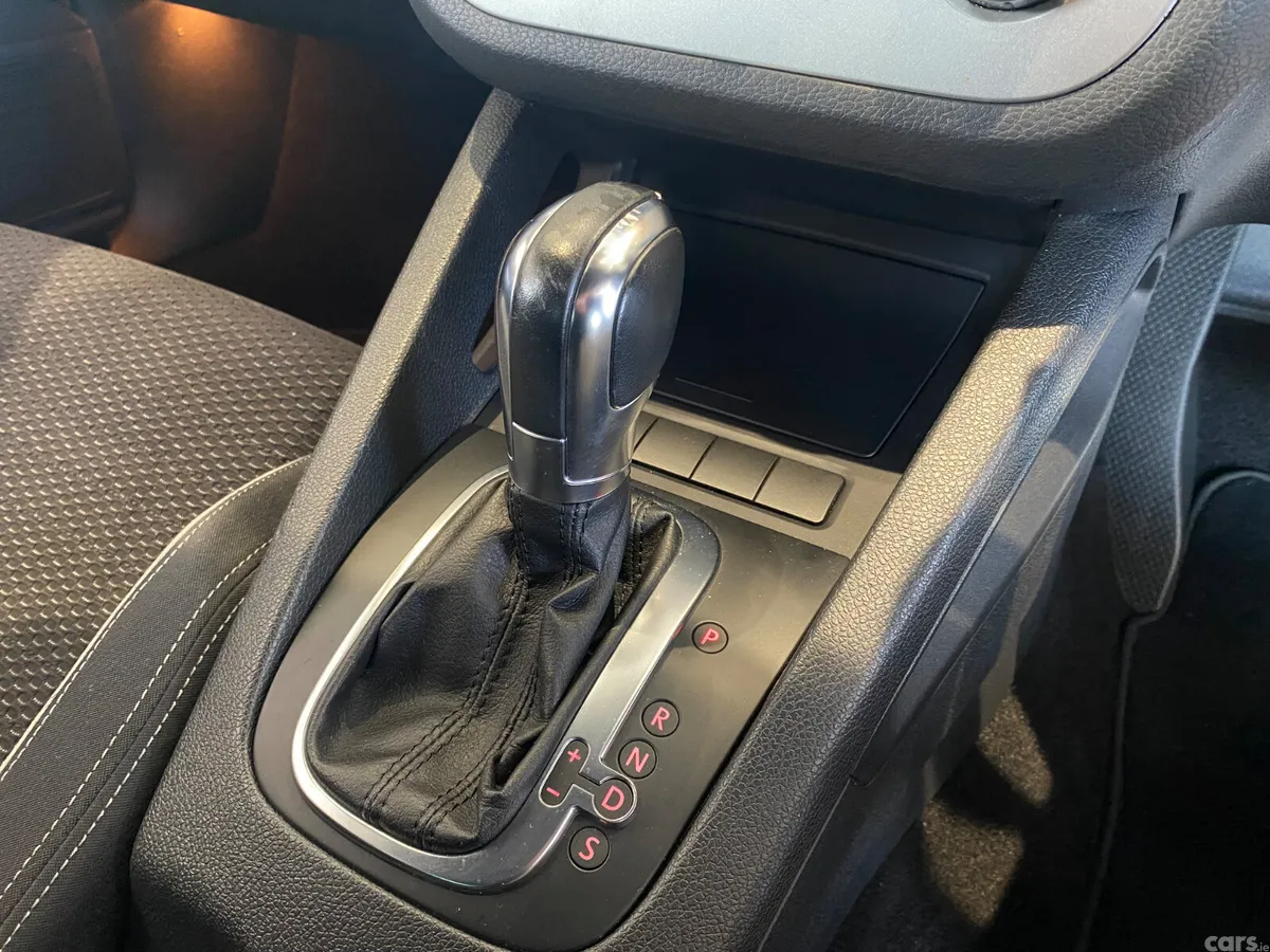 Volkswagen Scirocco Coupe, Petrol, 2013, White