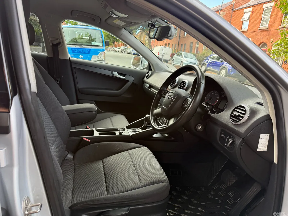 Audi A3 Hatchback, Petrol, 2011, Silver