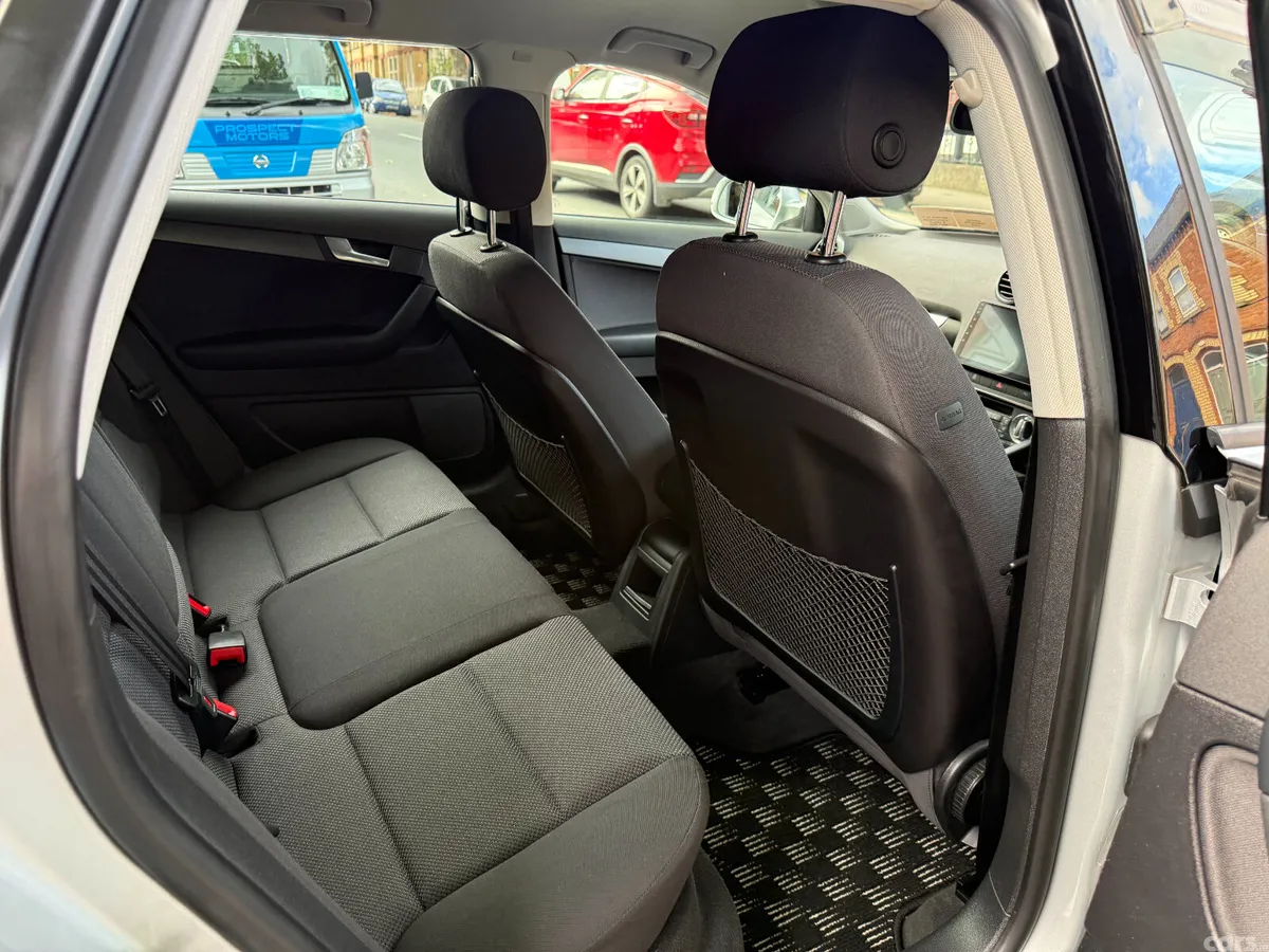Audi A3 Hatchback, Petrol, 2011, Silver