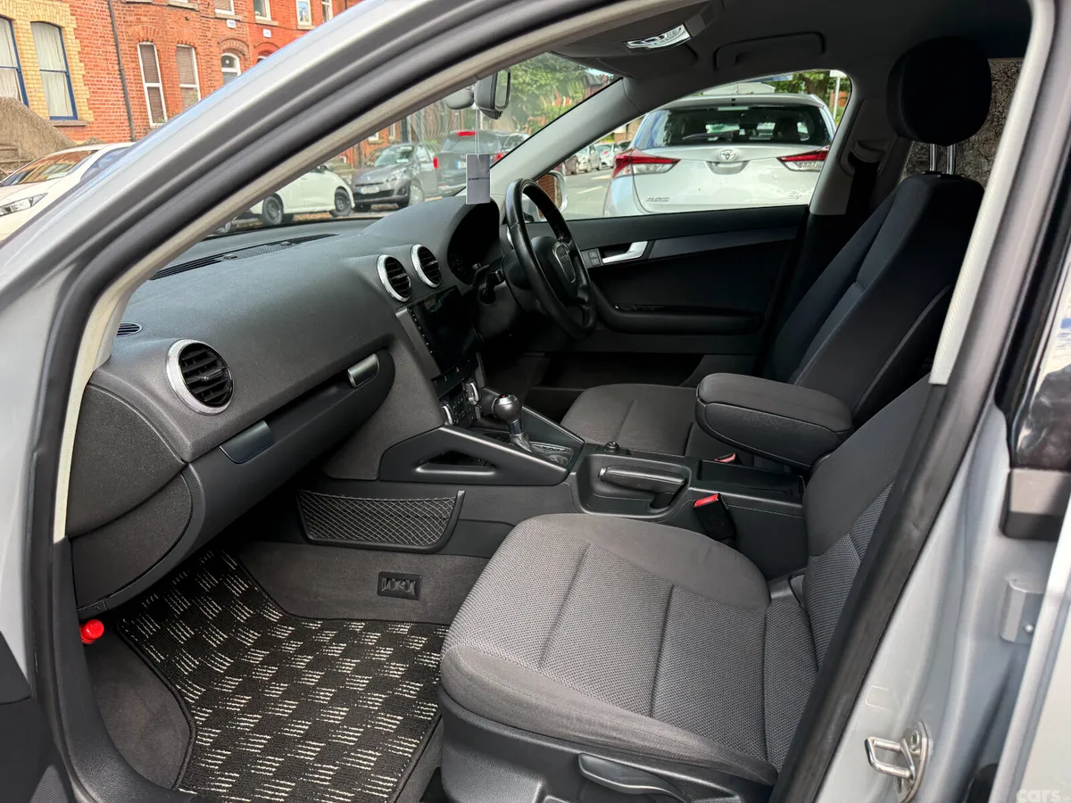 Audi A3 Hatchback, Petrol, 2011, Silver