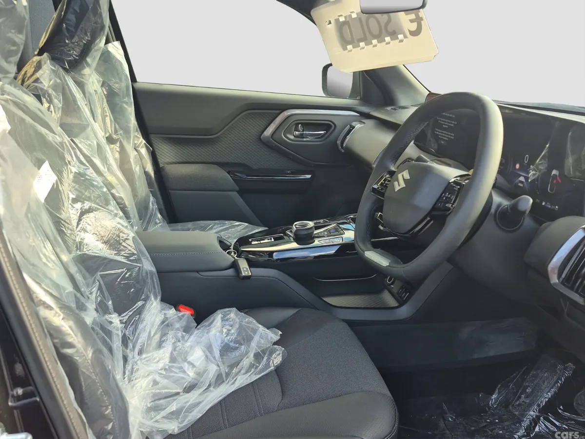 Suzuki e Vitara SUV, Electric, 2026, Black