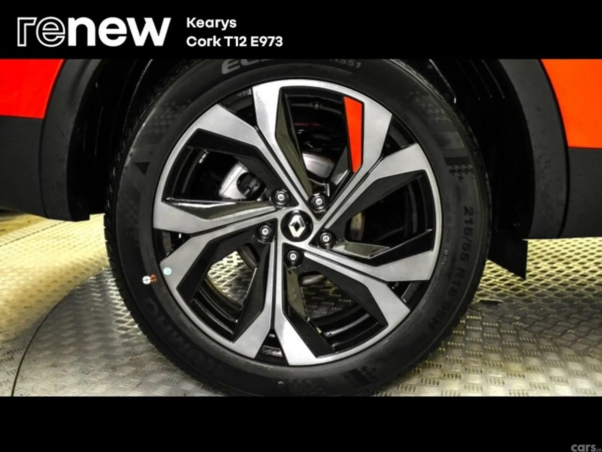 Renault Arkana SUV, Petrol, 2022, Red