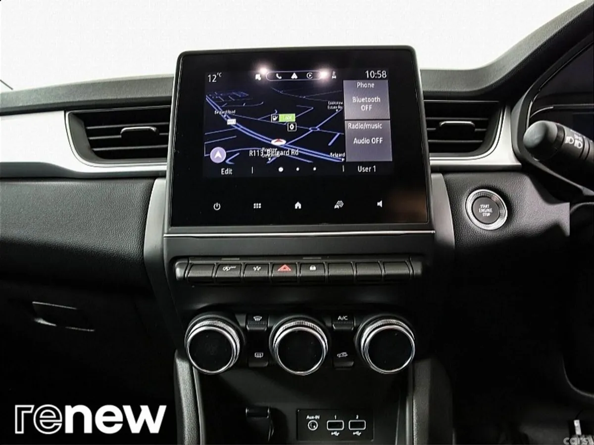 Renault Captur SUV, Petrol, 2023, Grey