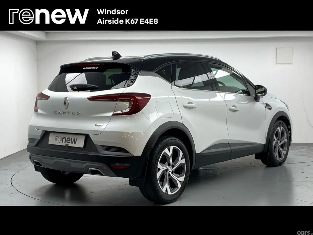 Renault Captur Hatchback, Petrol, 2022, White