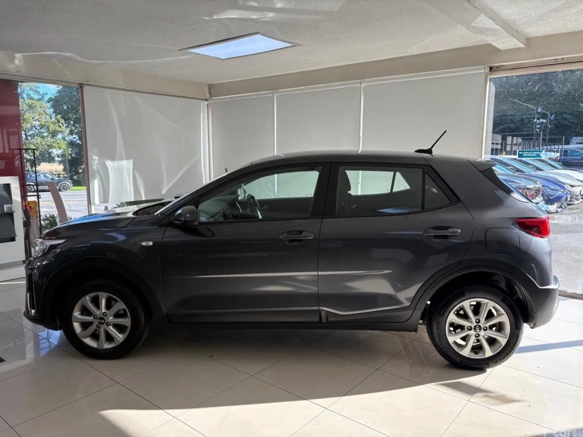 Kia Stonic Hatchback, Petrol, 2018, Grey