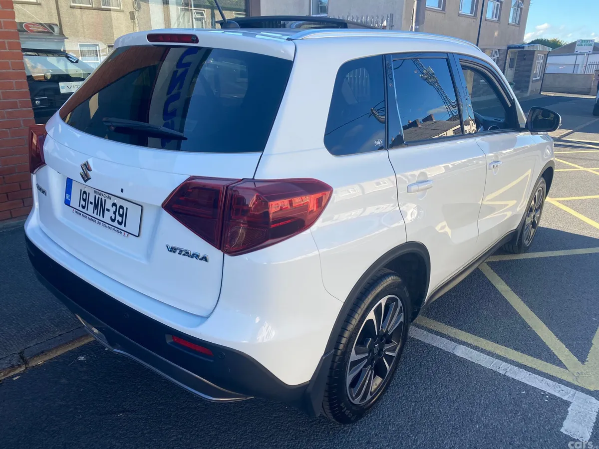 Suzuki Vitara SUV, Petrol, 2019, White
