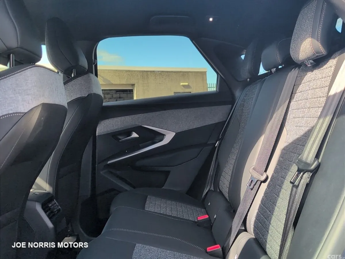Peugeot 3008 SUV, Petrol Hybrid, 2026, Grey