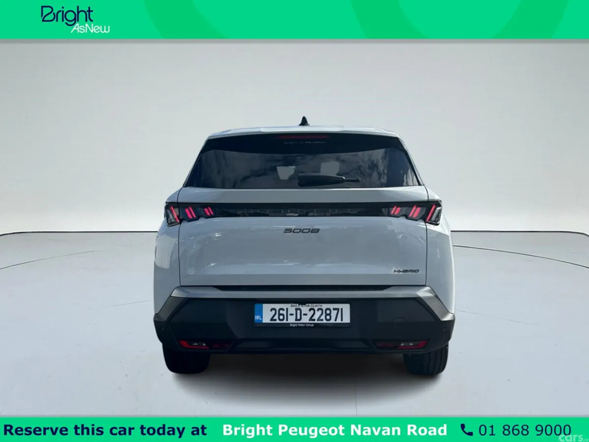 Peugeot 5008 MPV, Petrol, 2026, White
