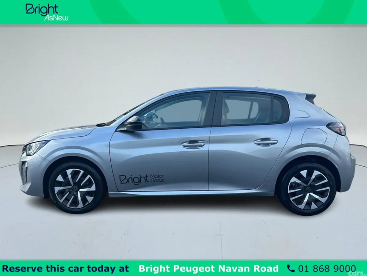Peugeot 208 Hatchback, Petrol, 2026, Grey