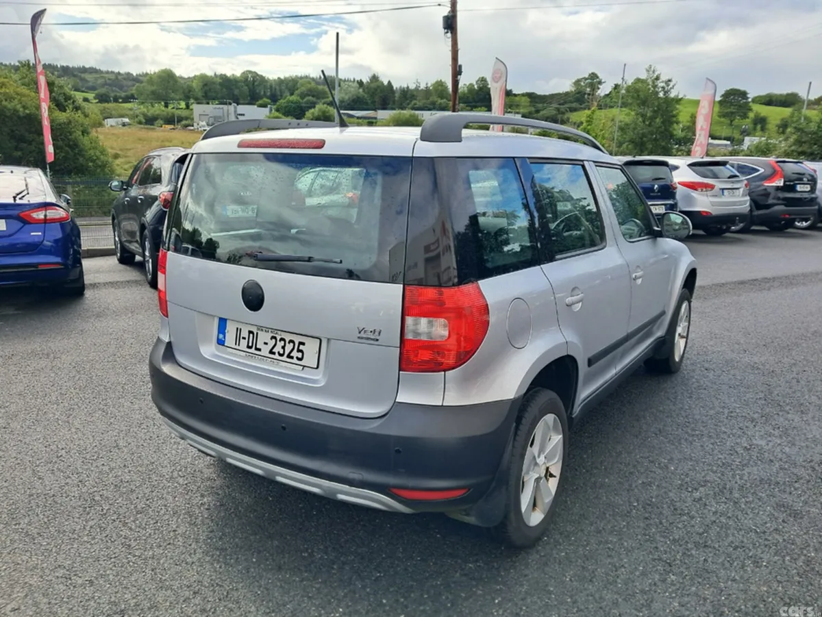 Skoda Yeti SUV, Diesel, 2011, Silver