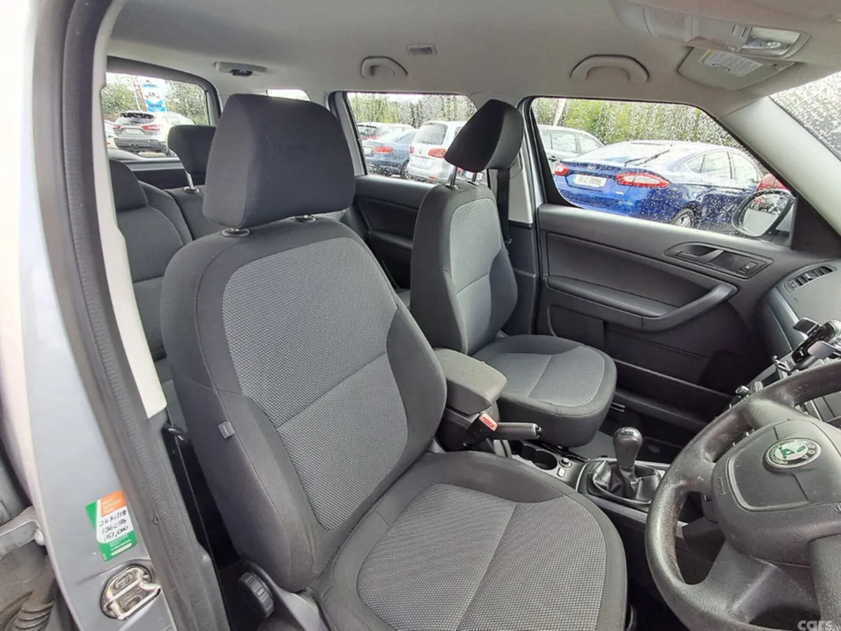 Skoda Yeti SUV, Diesel, 2011, Silver
