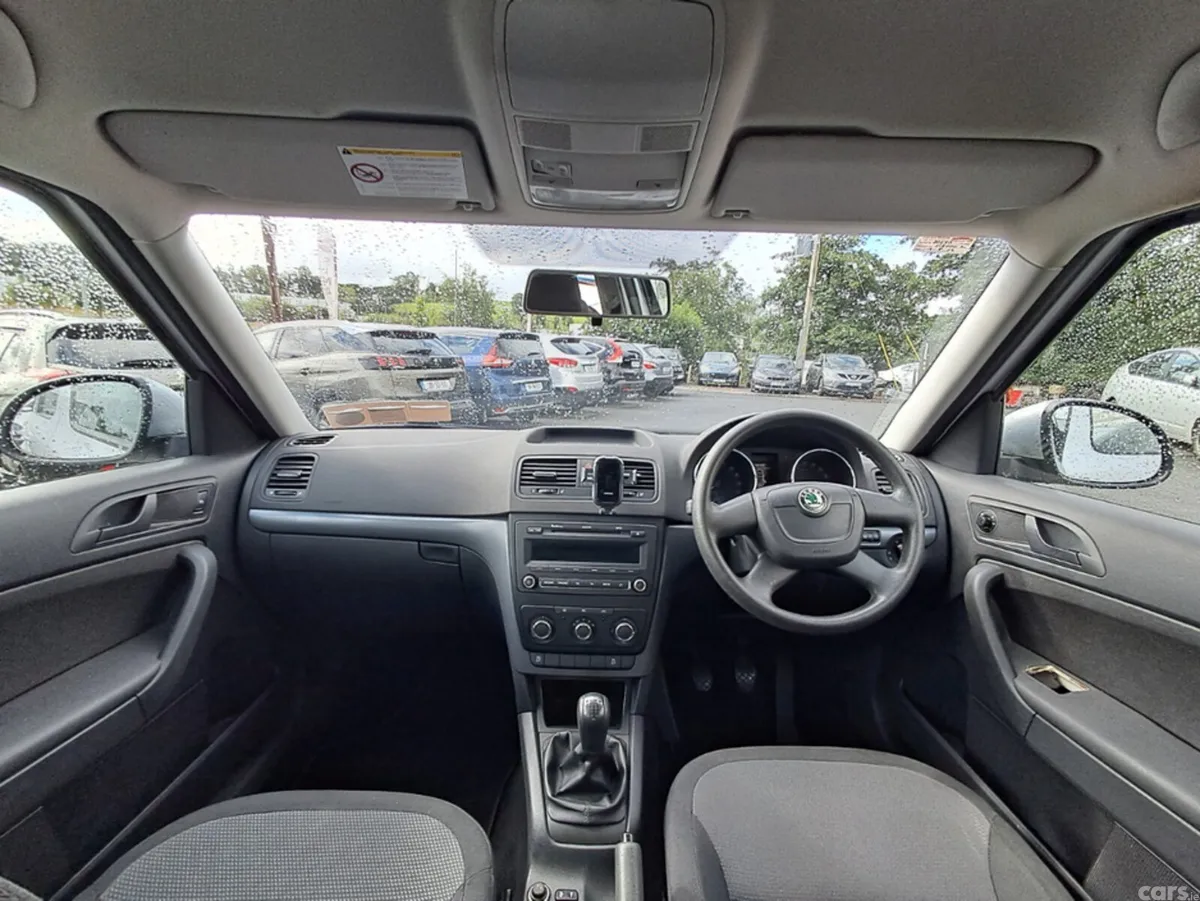 Skoda Yeti SUV, Diesel, 2011, Silver