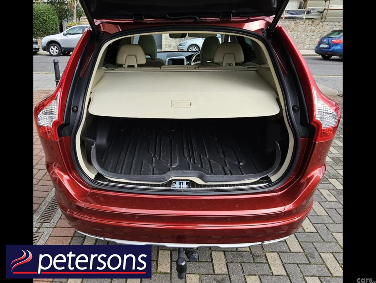 Volvo XC60 Estate, Diesel, 2017, Red