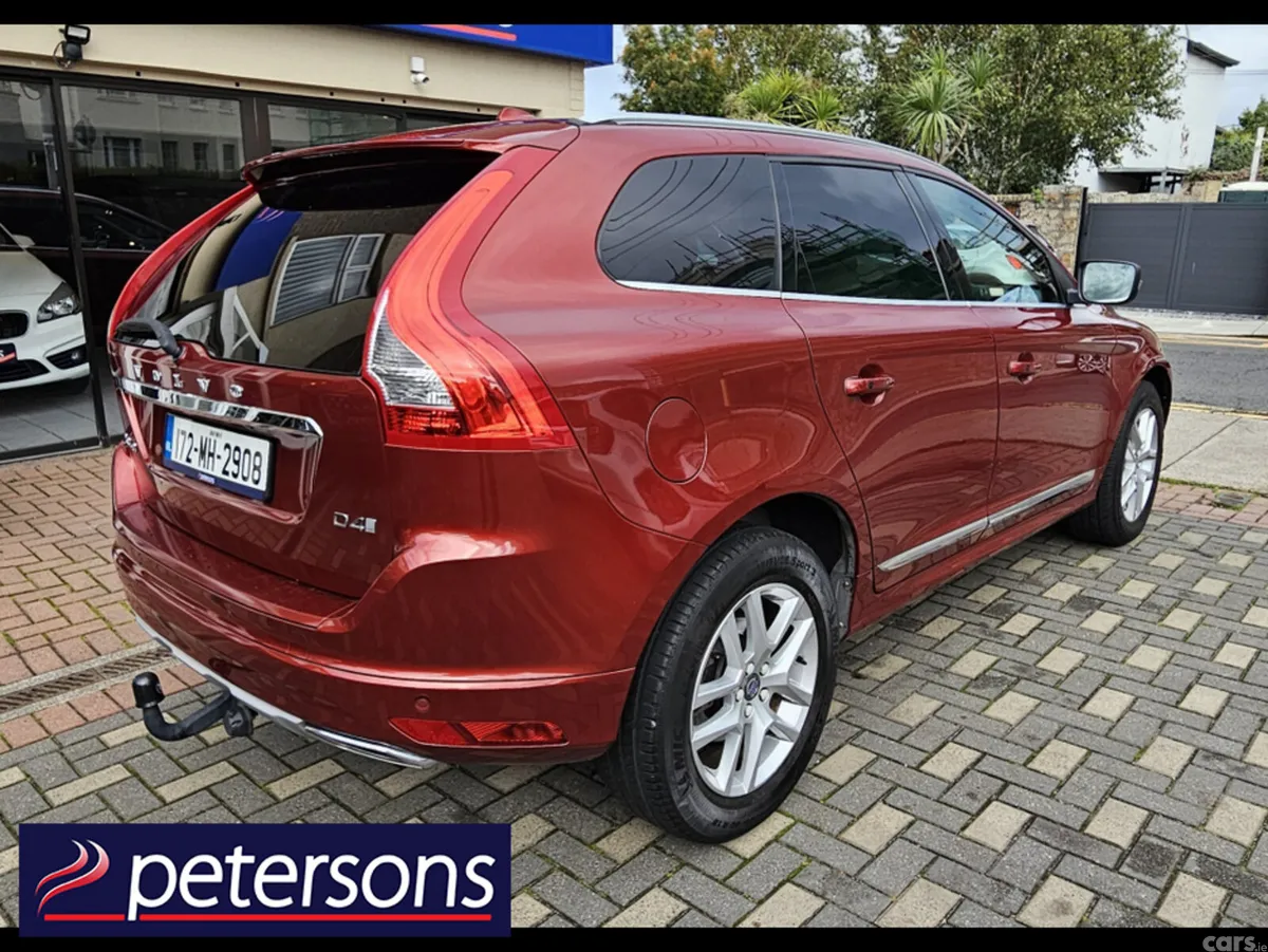 Volvo XC60 Estate, Diesel, 2017, Red
