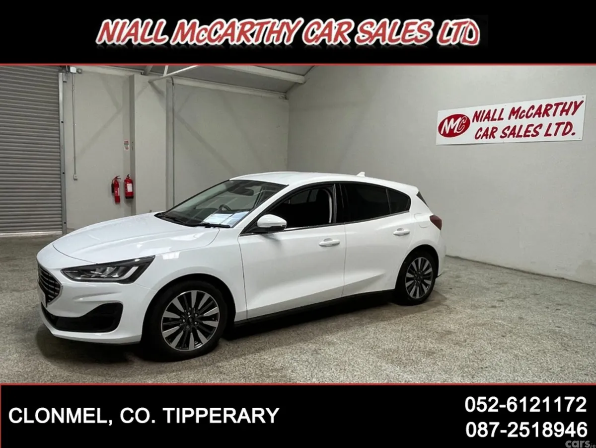 Ford Focus Hatchback, Petrol, 2024, White