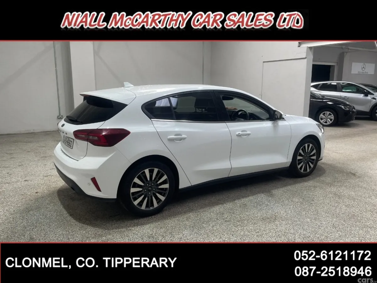 Ford Focus Hatchback, Petrol, 2024, White